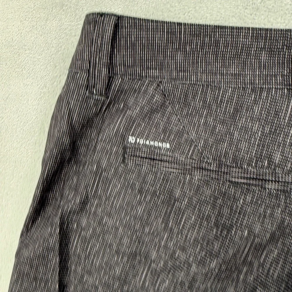 7 Diamonds Zion Performance Strech Shorts Mens 29 Grey Micro Pattern Golf